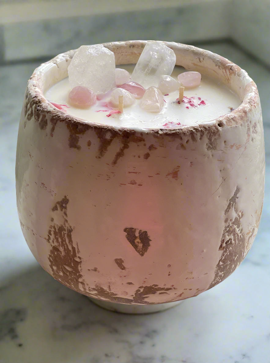 Experience the beauty of our handmade soy wax candle, poured into a stylish artisan-crafted concrete vessel. Made with natural essential oils for a clean, long-lasting burn, this eco-friendly candle adds a touch of elegance to any space. Perfect for relaxation, home décor, and gifting! 🕯✨