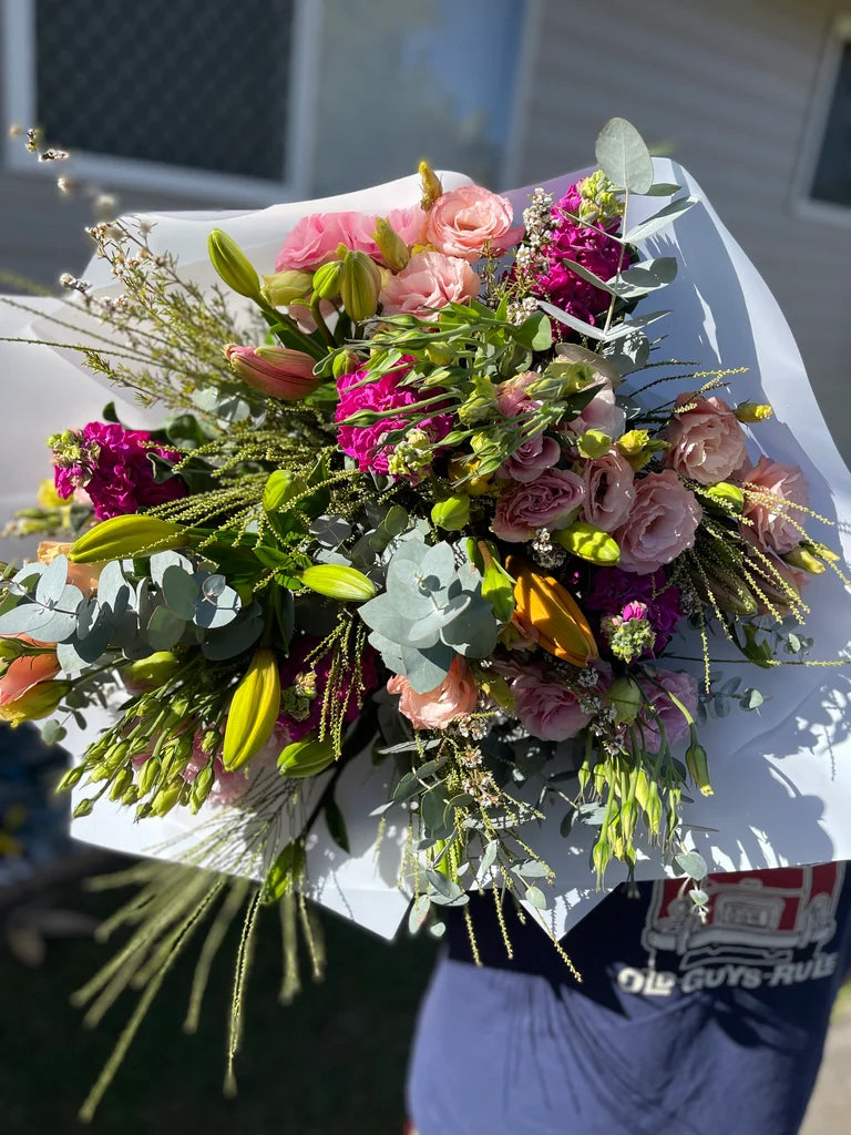 BRIGHT & BEAUTIFUL BOUQUET